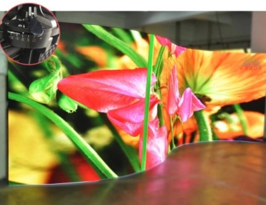 La pantalla LED suave interior de HD P2.5 SMD curvó el módulo flexible llevado interior