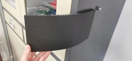 pantalla de 14bit Gray Scale Small Pitch Flexible LED 2 años de garantía