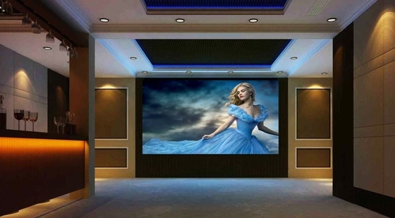 Ángulo de visión amplio de 140° 800cd/㎡ Pantalla LED de paso fino para voltaje de entrada AC220V