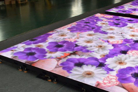 Ahorro de energía, imágenes fluidas Pantalla LED para pista de baile 3 años de garantía y 100.000 horas de vida útil
