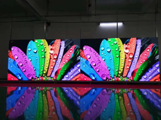 Display LED de color completo en interiores de 6500K con frecuencia de actualización de 1920Hz - 3840Hz