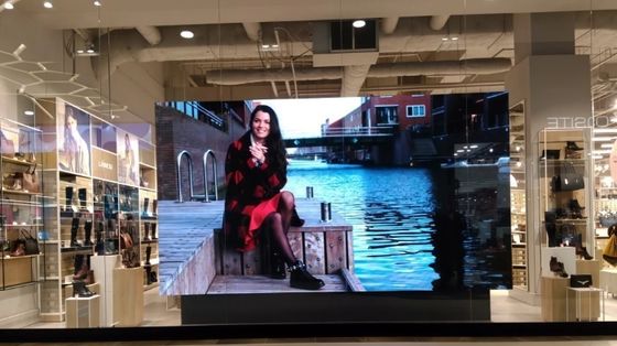Pantalla de visualización llevada a todo color interior P2.976 RGB 3IN1 para la cartelera de publicidad