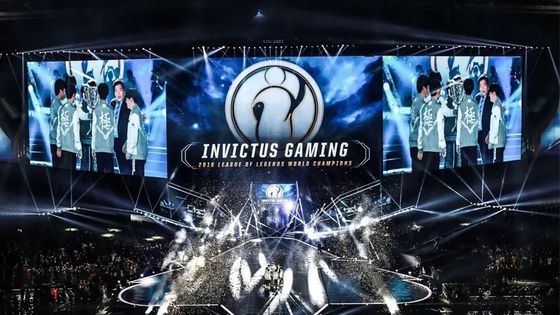 Pantallas LED de alta resolución de 7680 Hz Pantalla LED de publicidad interior de 700 nits