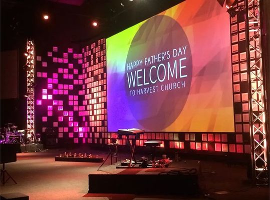 Pantalla LED de escenario de alquiler P3.91 para bodas / discotecas / conciertos / centros comerciales