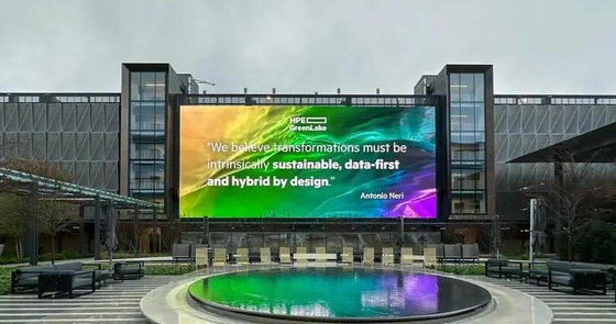 P4 P5 P6.67 Paredes de vídeo LED al aire libre Pantalla LED a todo color Inodoro Pequeños píxeles