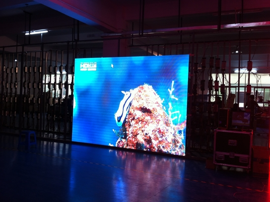 La alta resolución de IP21 P2.6 800nits llevó la exhibición de pantallas ISO14001