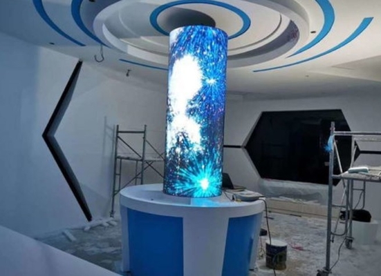 P1.875 suavemente llevó el gabinete de exhibición 2800Hz