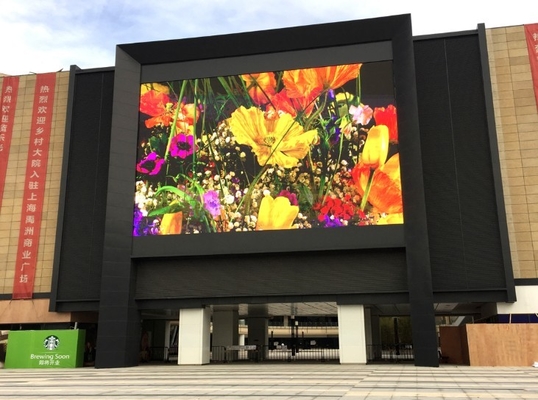 El panel comercial el 16.7M 5500cd/M2 de la muestra de la pantalla de la publicidad al aire libre P6