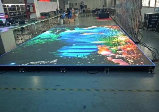 El artículo los 0.5*0.5m de la FCC llevó la luz de Dance Floor encima del alquiler para la boda P4.81mm
