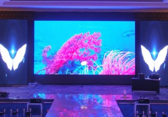 Pantalla LED de pantalla LED de 1.8m con pantalla de fondo de escenario de cortina SMD1515